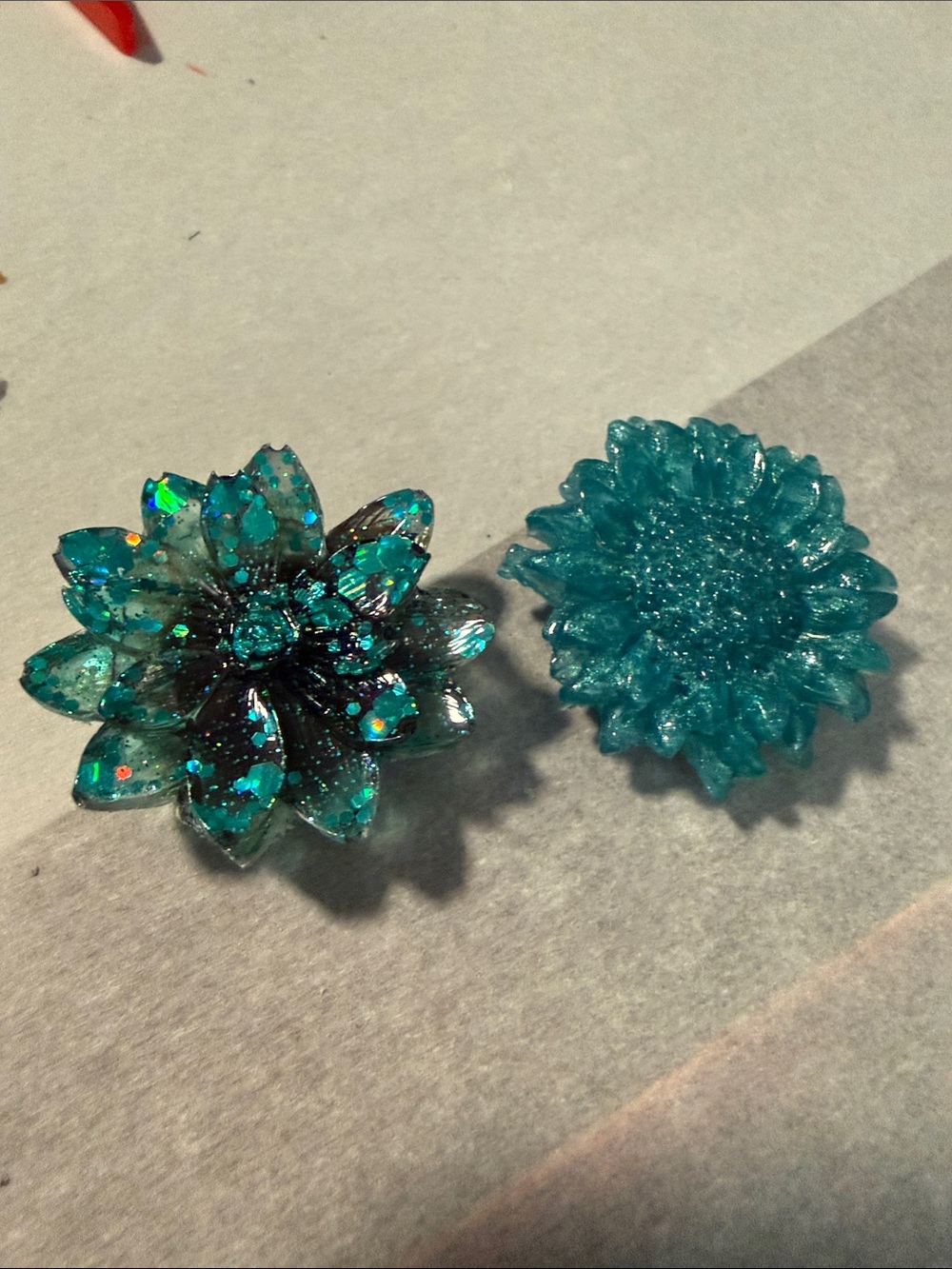 Teal Resin Flower Kitchen Magnet Set - Decorative Kitchen Tool -2 pc set